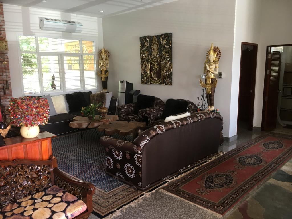Homestay568 Roi Et Zewnętrze zdjęcie